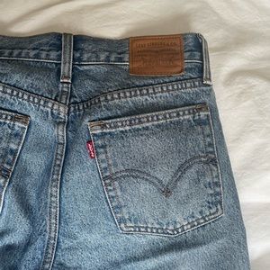 Levi’s wedgie jeans